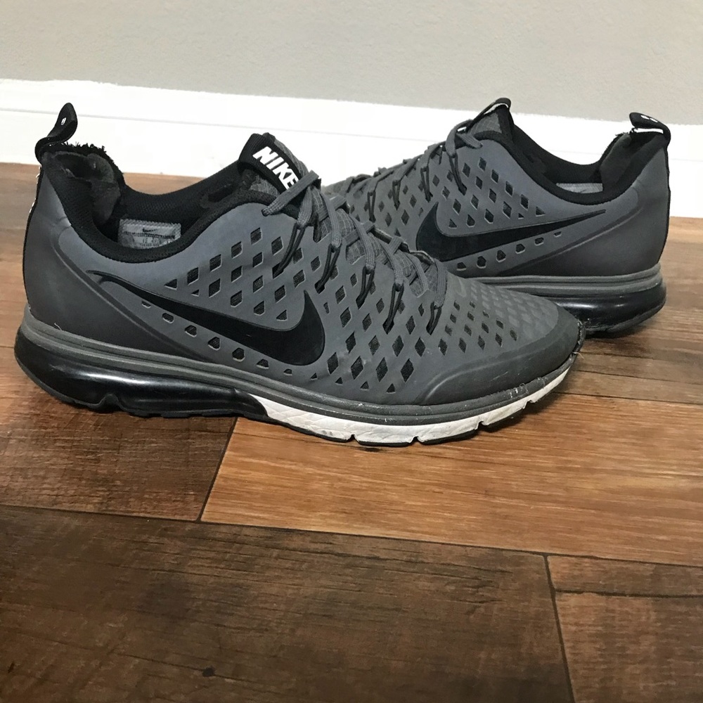 Gray Nike’s size 13